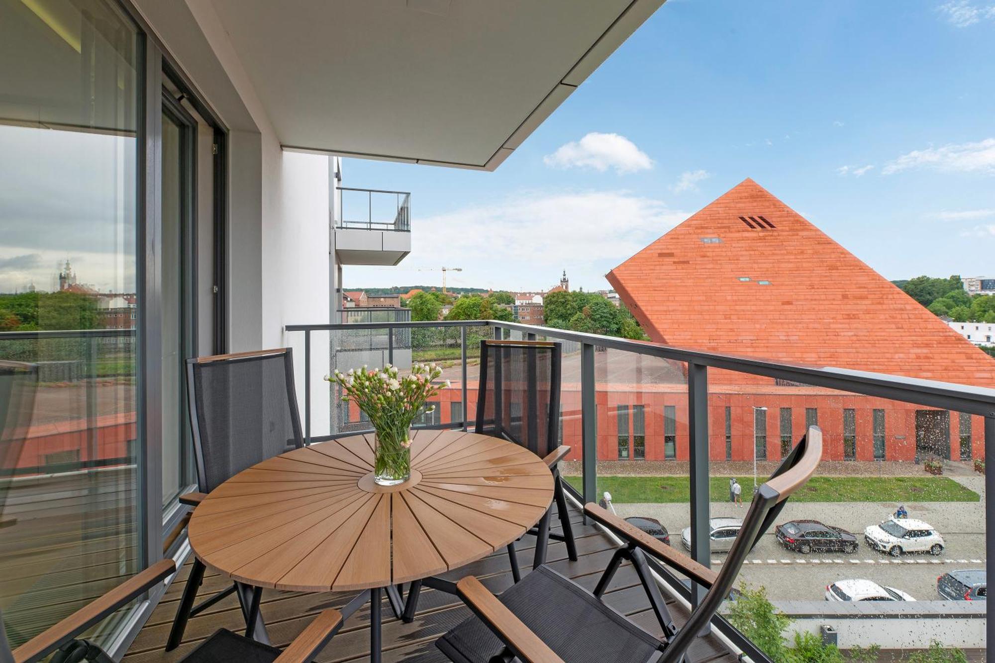 Brabank Riverside - Sauna, Business & Gym By Downtown Apartments Гданск Стая снимка